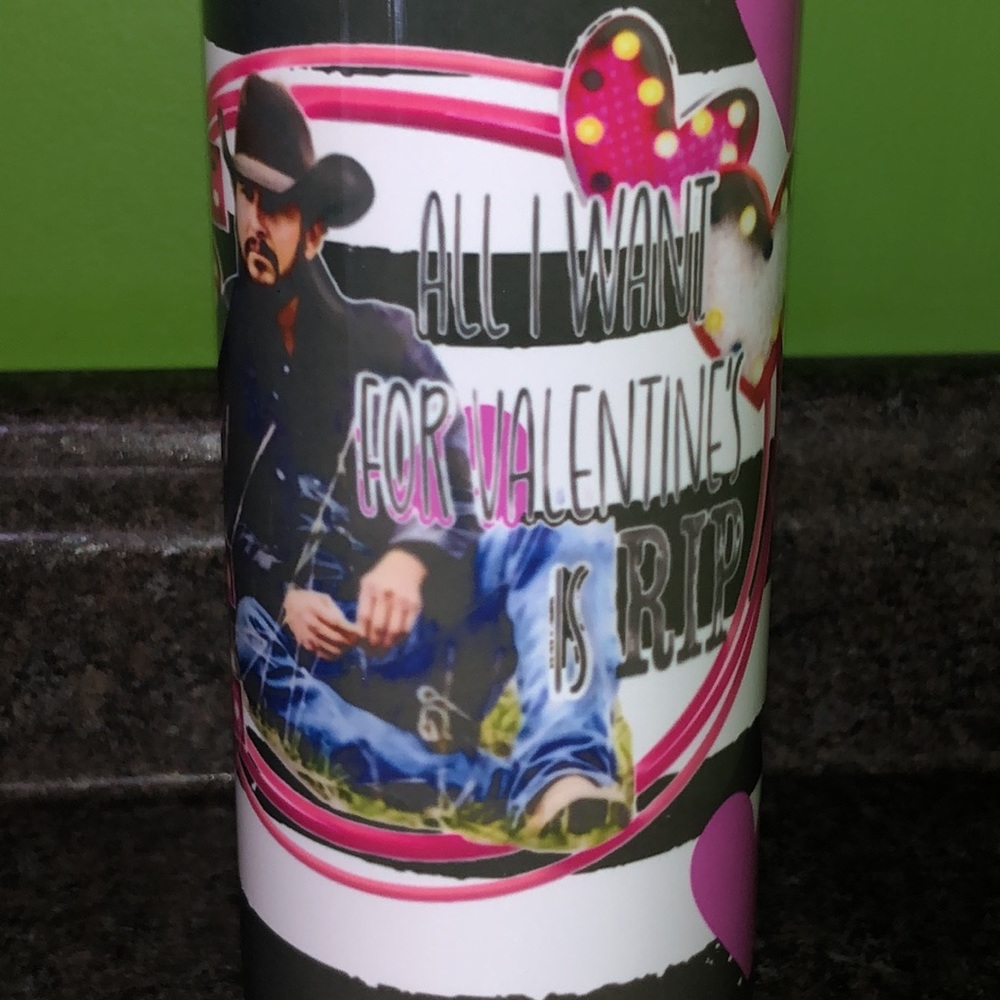 Yellowstone Rip Tumbler 💕❤️ - Picture 10 of 16
